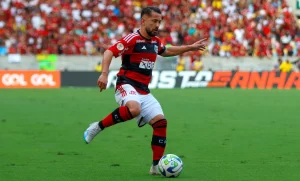 Ex-Flamengo faz pedido a Filipe Luís 1 Everton Ribeiro 2