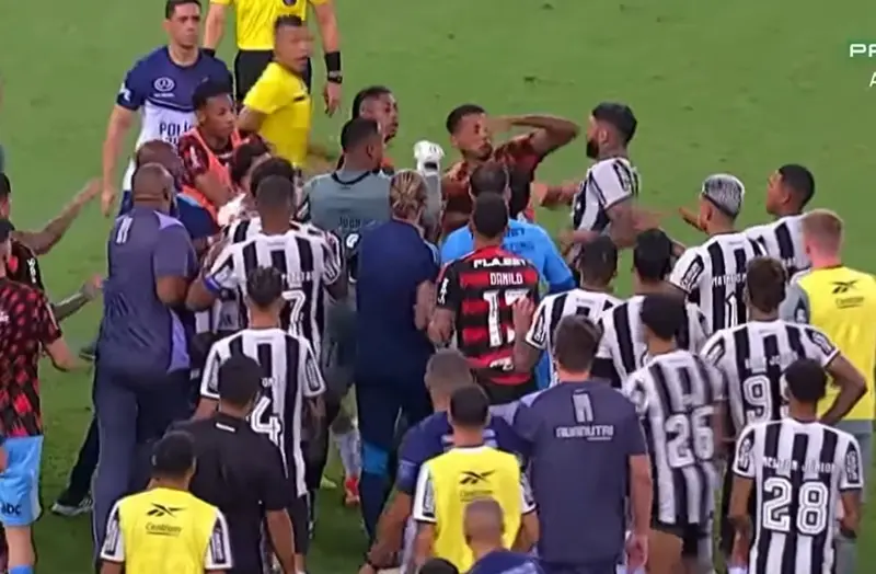 briga flamengo 1x0 botafogo carioca 2025