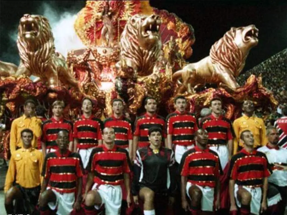 Uma Vez Flamengo: Há 30 anos atrás, a Estácio de Sá entrava no carnaval com um samba em homenagem ao Flamengo