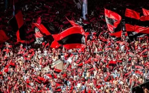 festa torcida do flamengo bandeiras