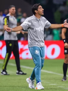 Palmeiras sofre baixa para jogo contra o Flamengo 1 Abel Ferreira