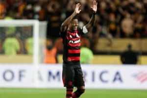 Bruno Henrique enaltece time do Flamengo em 2025