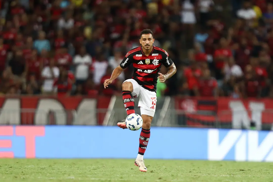 Flamengo embarca para enfrentar o Fortaleza com quatro desfalques 1 danilo flamengo 1 1920x1280 1