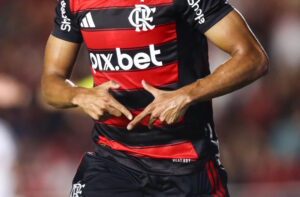 Juninho Gol Flamengo 5 0 Portuguesa 050225 2