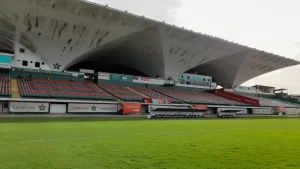 estadio luso brasileiro inicia obras de expansao