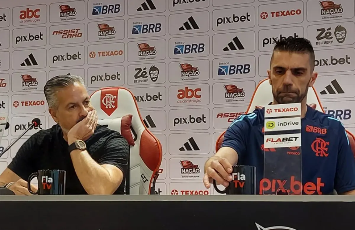 jose boto ao lado de alfredo almeida no flamengo