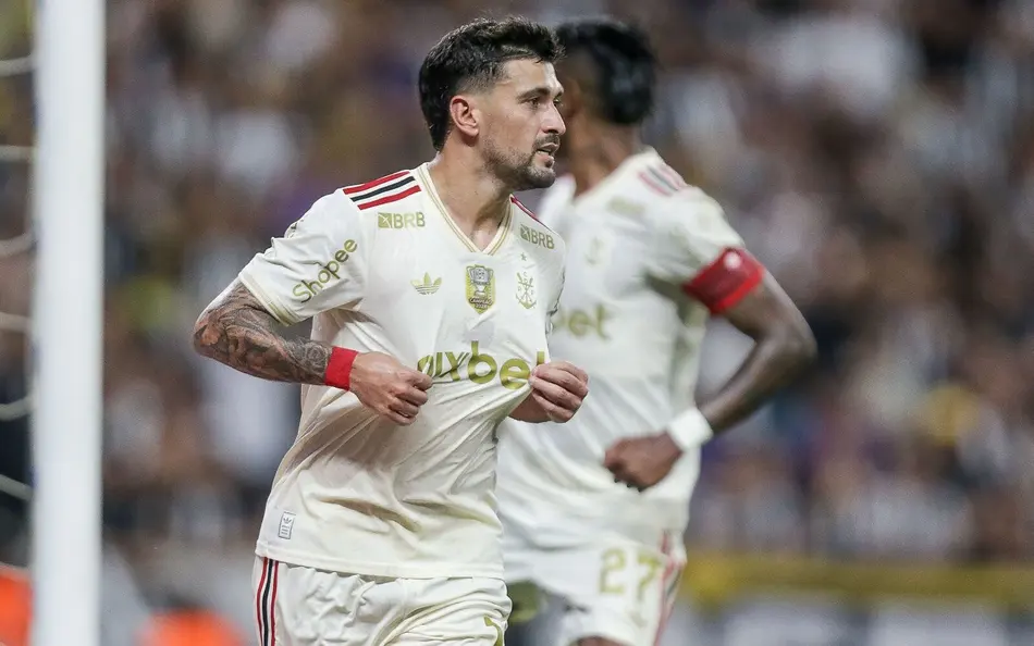 Arrascaeta Ceara x Flamengo aspect ratio 512 320