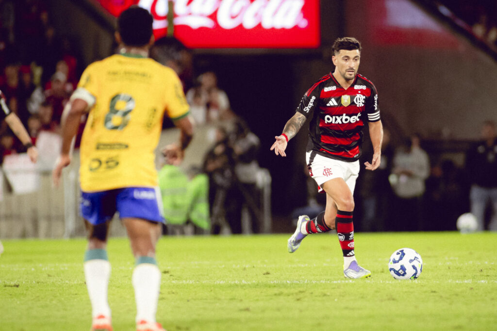 Arrascaeta x Mirassol Adriano Fontes