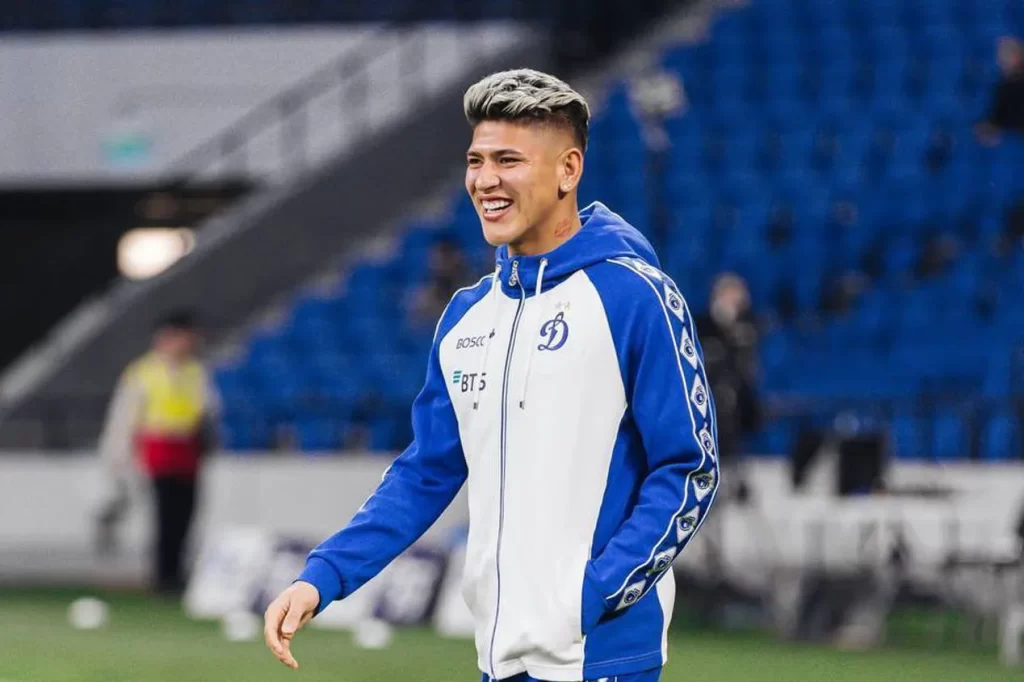 Como joga Jorge Carrascal, o novo craque do Flamengo