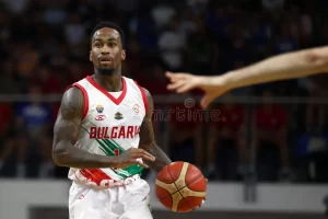 dee bost da bulgaria samokov de julho e visto em acao durante o campeonato mundial basquetebol fiba 255601490