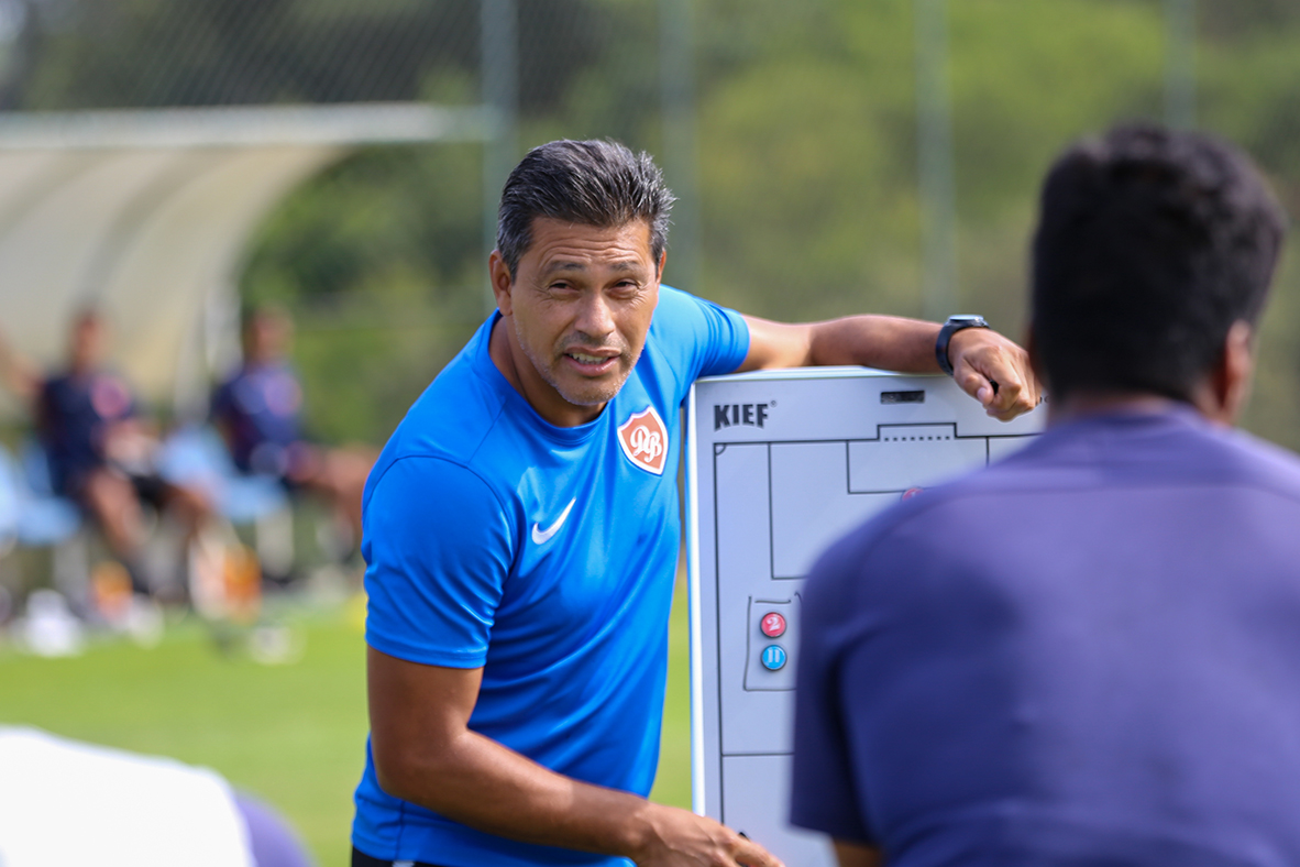 elio sizenando figueirense