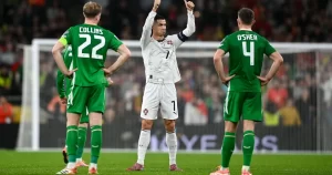 cristiano ronaldo expulso portugal irlanda e1763069053734