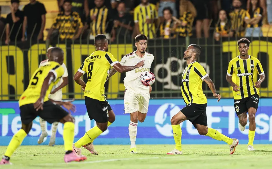 Flamengo Volta Redonda aspect ratio 512 320