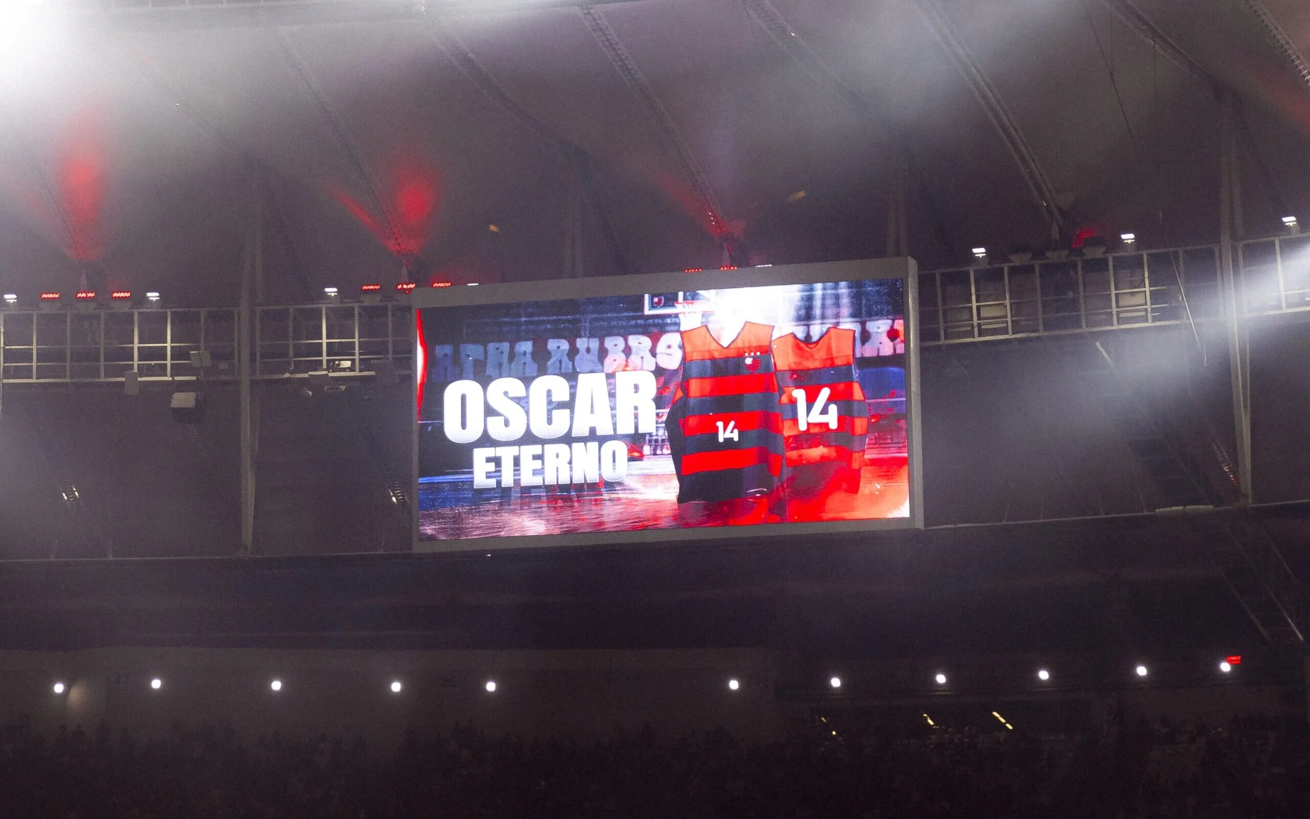 Oscar eterno exibe o telao do Maracana scaled aspect ratio 512 320